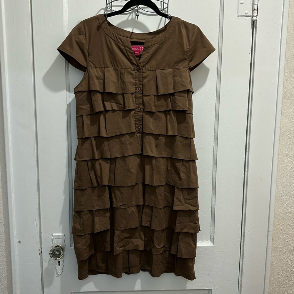 🛑 5/$20 Women's Brown Ruffled Dress by 9&Co. Size M